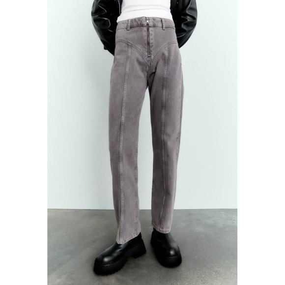 NWT ZARA STRAIGHT FIT TRF JEANS WITH DECORATIVE STITCHES - Picture 2 of 10
